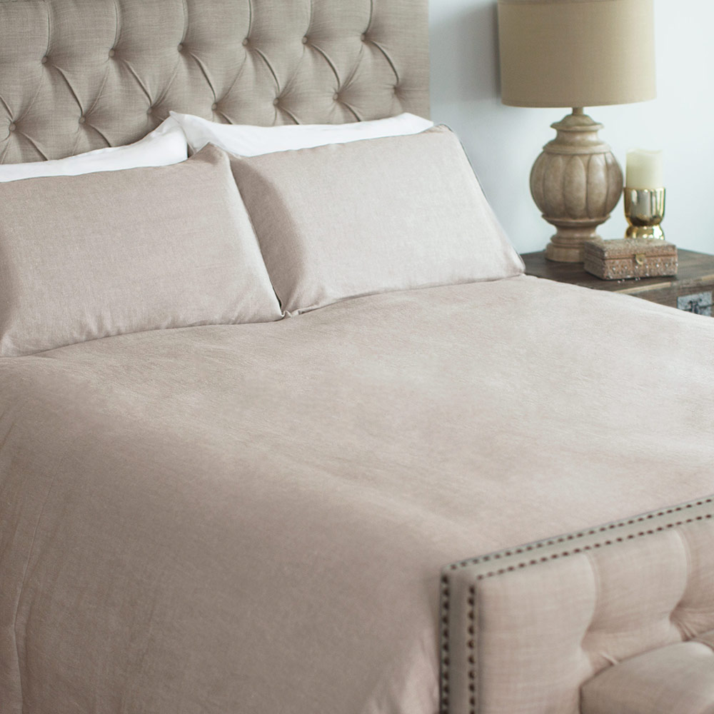 Cariloha Bamboo Linen Duvet Cover Set Includes Duvet Cover and 2 Pillow Shams - 3 Degrees Cooler Than Cotton - Soft and Smooth Bamboo-Linen Weave (King, Oatmeal)