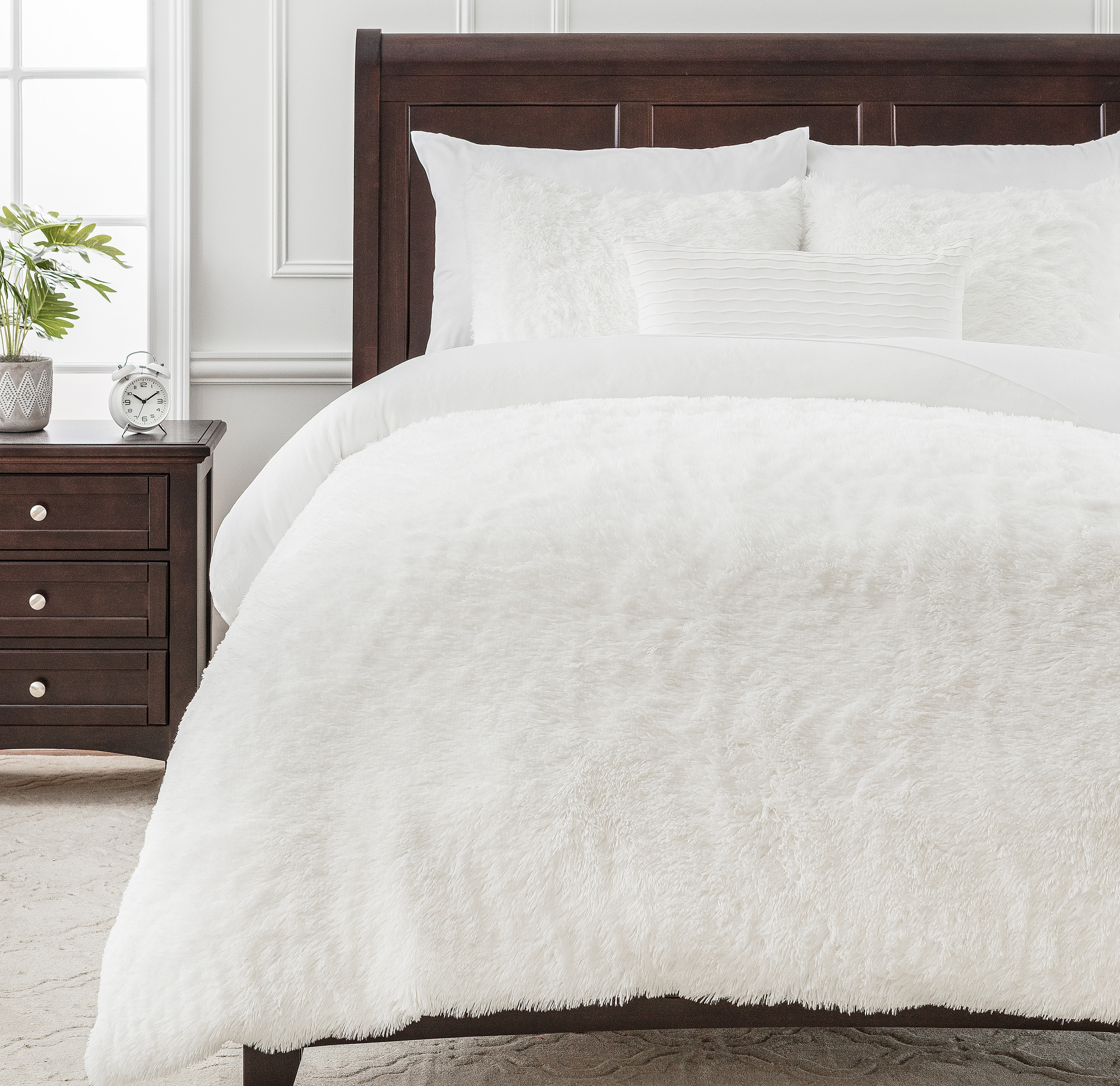 Chanasya 3-Piece Super Soft Fuzzy Fluffy Faux Fur King Duvet Comforter Cover Set - Shabby Chic Cozy Shag Furry Luxurious Velvet Mink - Off Vanilla Bedding Zipper Closure Machine Washable - King White