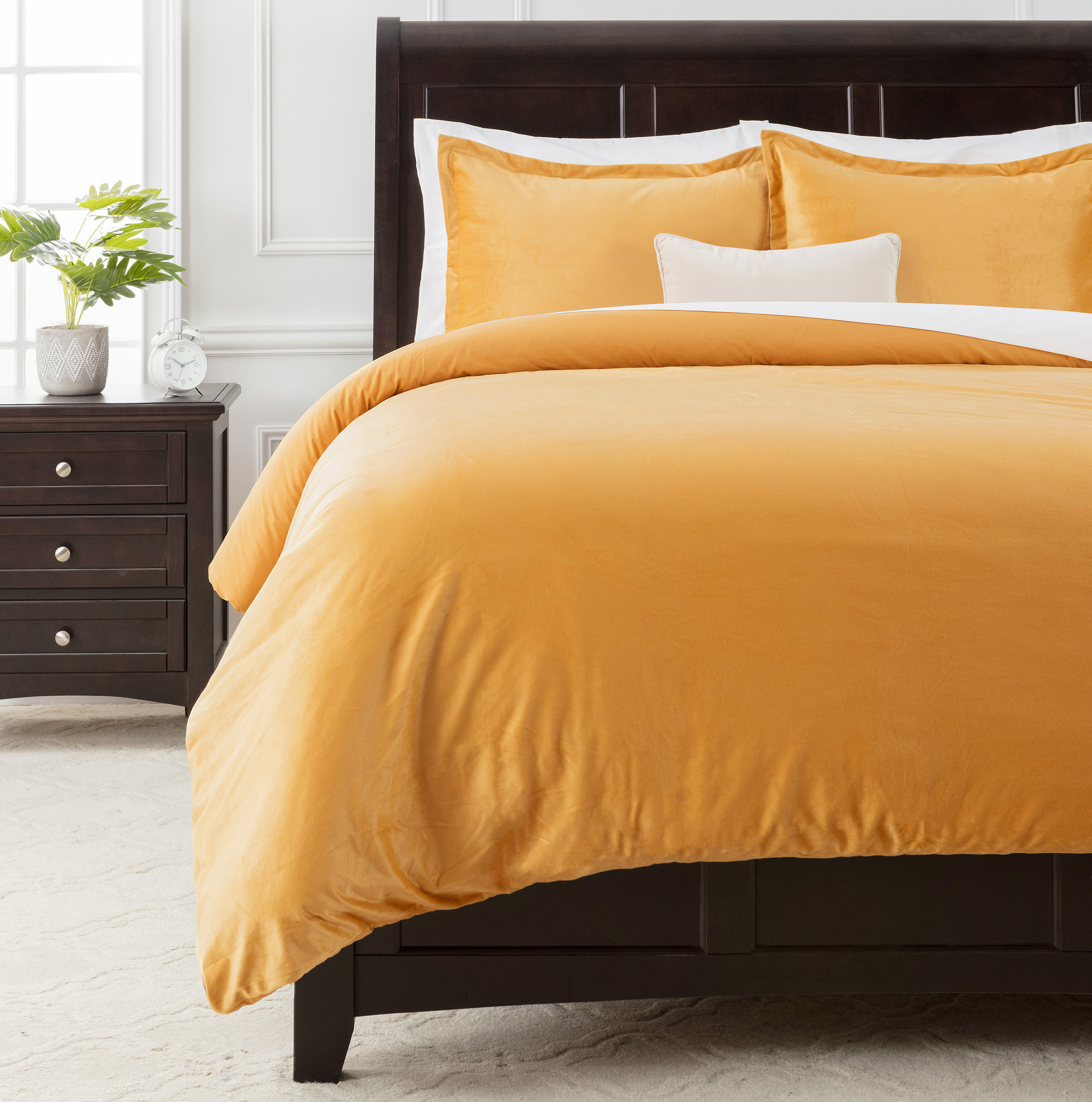 Chanasya Velvet Bedding Duvet Comforter Cover 3-Piece Solid Color Ultra Soft Luxury Set - Luxury Lightweight for All Season - Breathable Wrinkle and Stain Resistant Machine Washable - Gold King Size