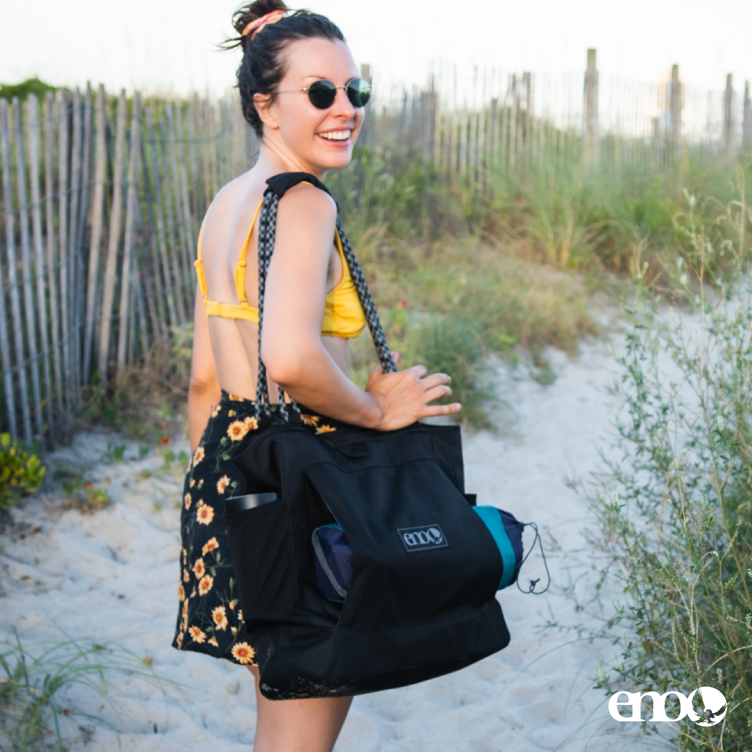 ENO Relay Tote - 35L Outdoor Reise- und Tragetasche für Damen und Herren - schwarz - Bild 7 von 21